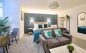 Host & Stay - The Langley Hotel